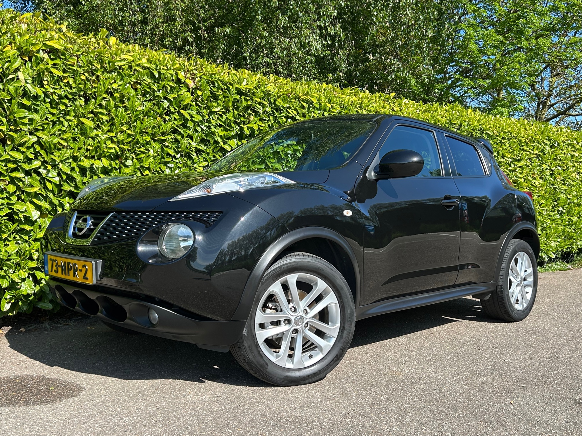 Nissan Juke 1.6 DIG-T 190 PK Tekna | Camera | Leder | Trekhaak | Navi | Stoelverwarming | 17" Velgen | PDC | Cruise | 44699152-0.jpg | Auto rijser